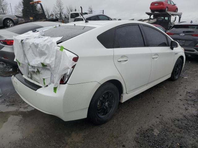 Image 3 of 2014 TOYOTA PRIUS  2014 with VIN JTDKN3DUXE1746045