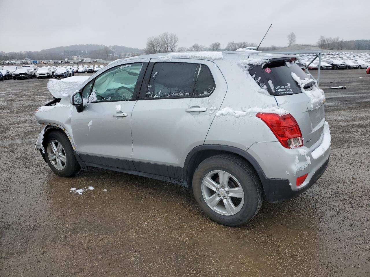Obraz 2 z 2020 CHEVROLET TRAX LS 2020 z VIN KL7CJKSB3LB328992