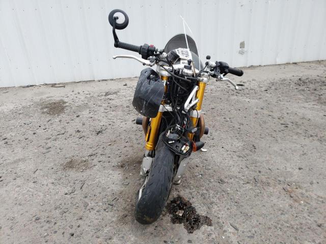 Obraz 2 z 2017 TRIUMPH MOTORCYCLE THRUXTON 1200 R 2017 z VIN SMTD21HF0HT798151