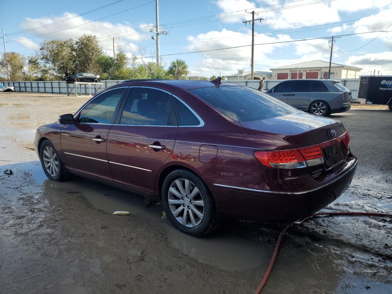 Image 2 of 2009 HYUNDAI AZERA SE 2009 with VIN KMHFC46F89A342920