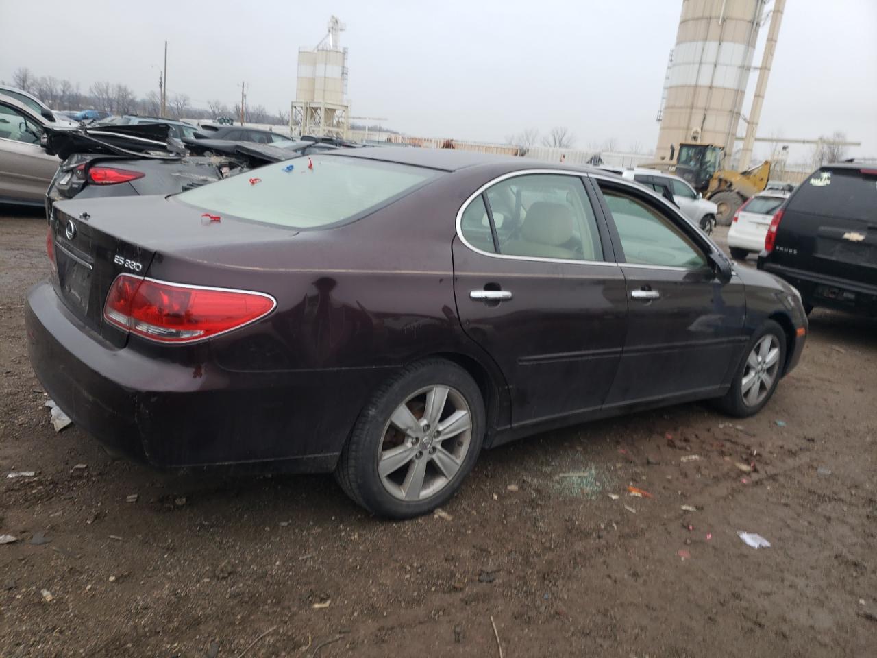 Изображение 3 2005 LEXUS ES 330 2005 с VIN JTHBA30G755137501