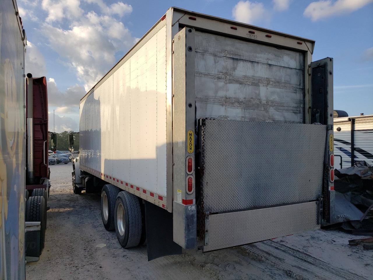Obraz 2 z 2015 FREIGHTLINER M2 106 MEDIUM DUTY 2015 z VIN 3ALHCYCY7FDGG8343