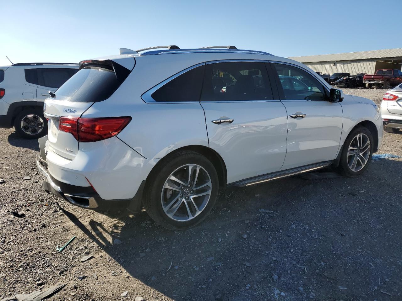 Изображение 3 2018 ACURA MDX ADVANCE 2018 с VIN 5J8YD4H81JL007761