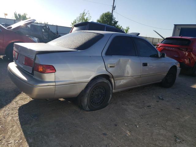 Image 3 of 2000 TOYOTA CAMRY CE 2000 with VIN 4T1BG22K9YU013909