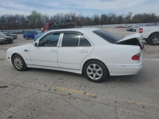 Image 2 of 2001 MERCEDES-BENZ E 320 2001 with VIN WDBJF65J81B384427