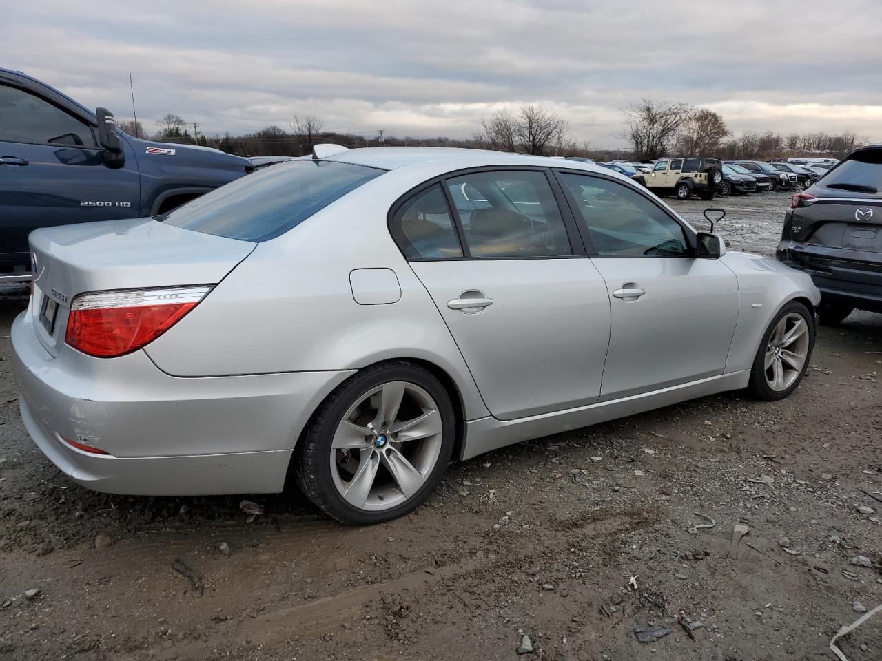 Obraz 3 z 2008 BMW 528 I 2008 z VIN WBANU53528C111378