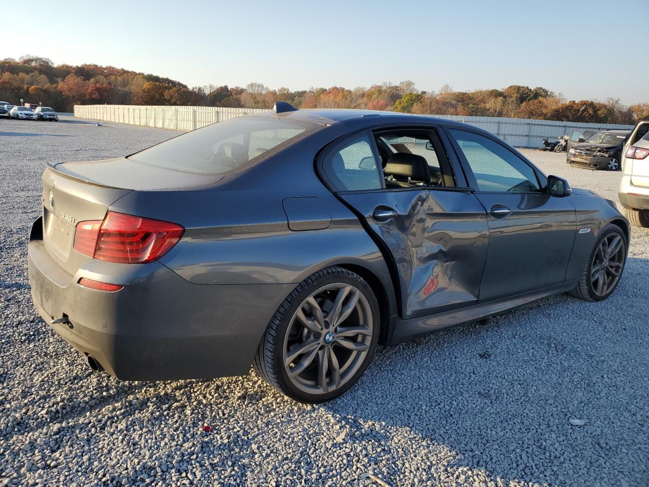 Obraz 3 z 2016 BMW 535 XI 2016 z VIN WBA5B3C59GG259643