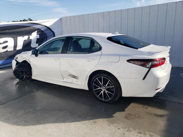 Obraz 2 z 2023 TOYOTA CAMRY SE NIGHT SHADE 2023 z VIN 4T1G11AKXPU829190