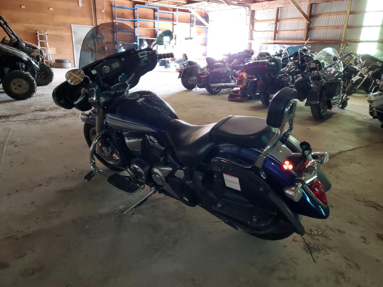 Image 3 of 2009 YAMAHA XVS1300 CT 2009 with VIN JYAVP25E59A009054