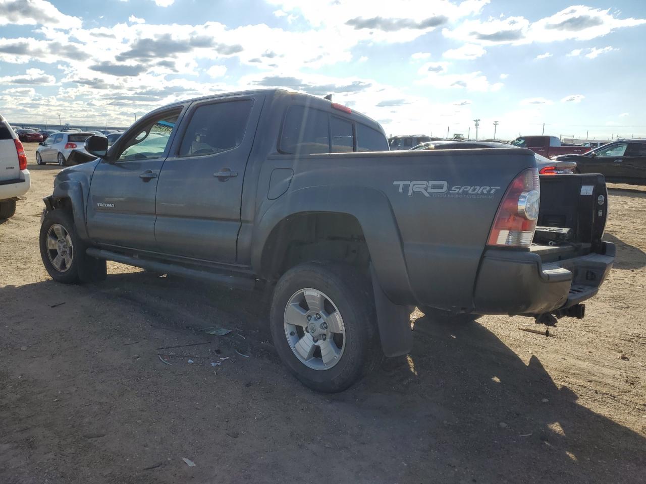 Image 2 of 2014 TOYOTA TACOMA DOUBLE CAB PRERUNNER 2014 with VIN 3TMJU4GN4EM159531