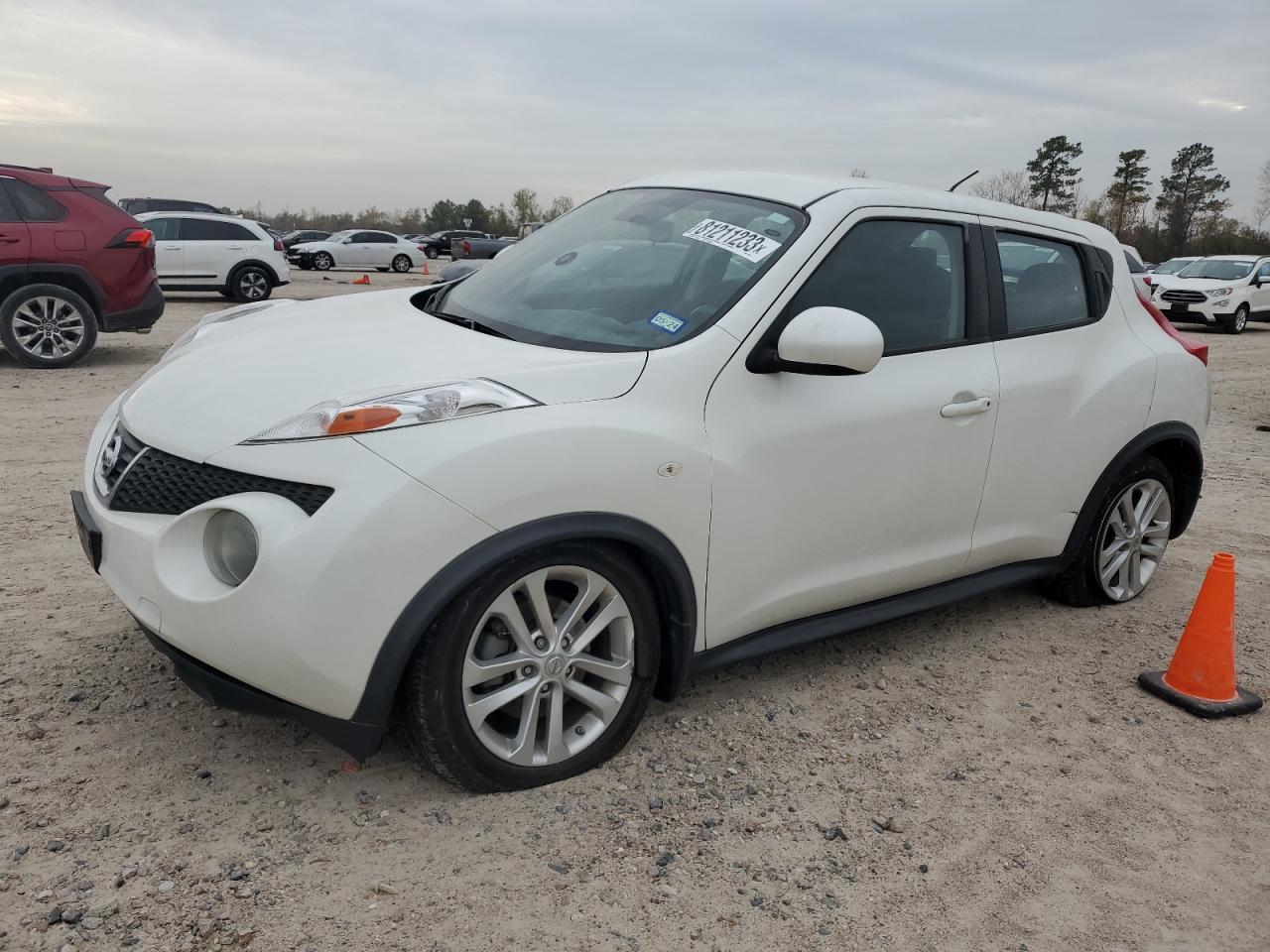 Obraz 1 z 2014 NISSAN JUKE S 2014 z VIN JN8AF5MR7ET454474