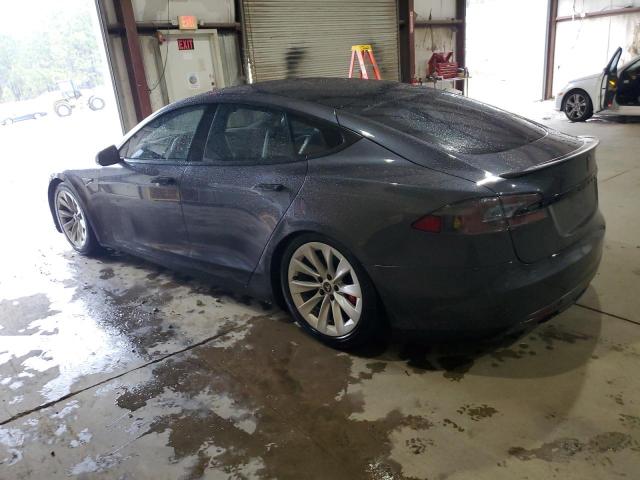 Obraz 2 z 2015 TESLA MODEL S  2015 z VIN 5YJSA1E46FF109631
