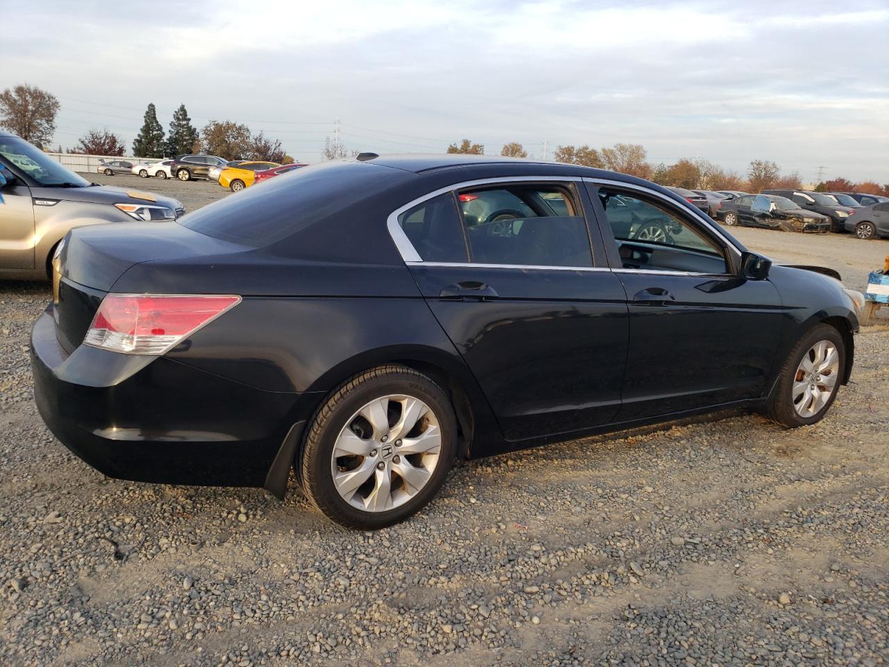 Image 3 of 2009 HONDA ACCORD EXL 2009 with VIN 1HGCP26819A046639