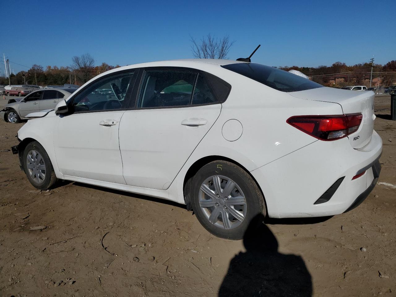 Изображение 2 2022 KIA RIO LX 2022 с VIN 3KPA24AD1NE474089