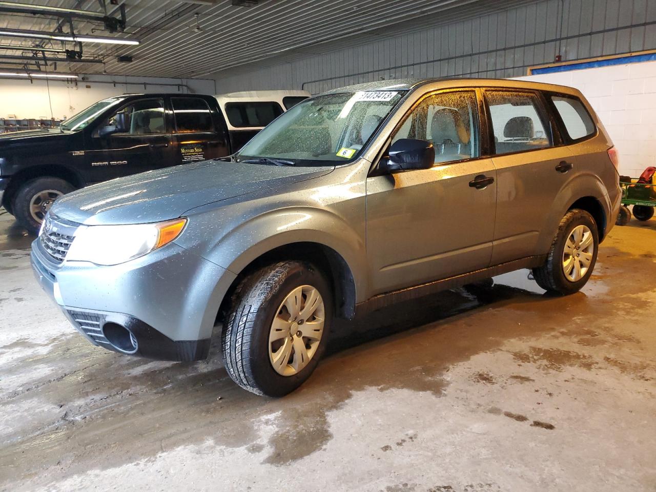 Image 1 of 2010 SUBARU FORESTER 2.5X 2010 with VIN JF2SH6AC7AH727251