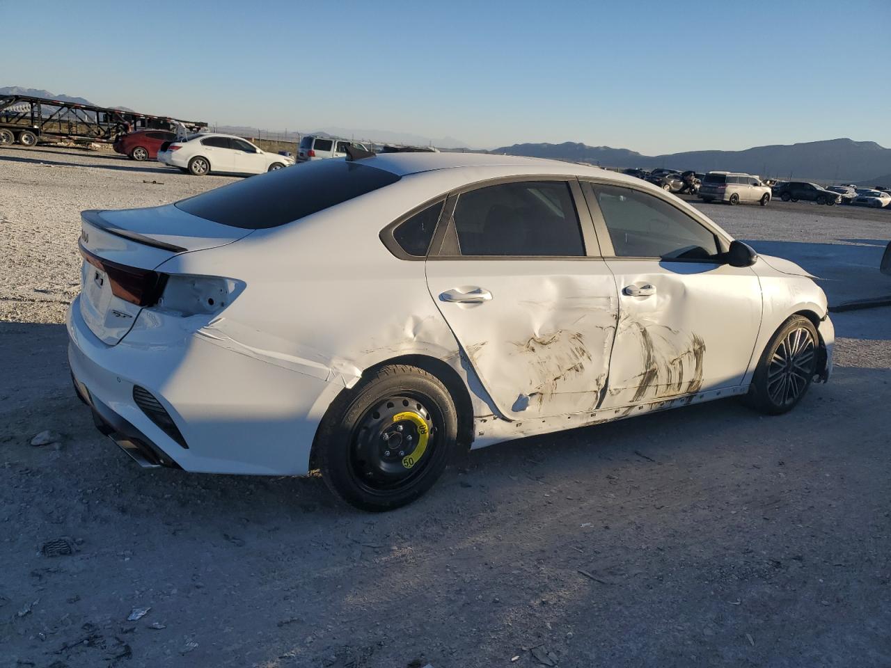 Obraz 3 z 2023 KIA FORTE GT 2023 z VIN 3KPF44AC3PE524758