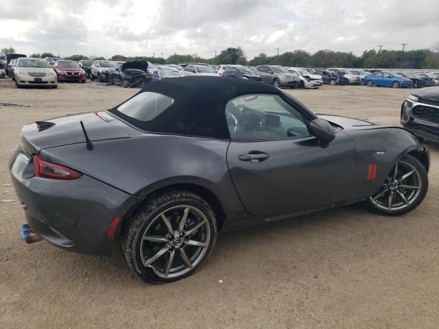 Image 3 of 2022 MAZDA MX-5 MIATA GRAND TOURING 2022 with VIN JM1NDAD79N0506943
