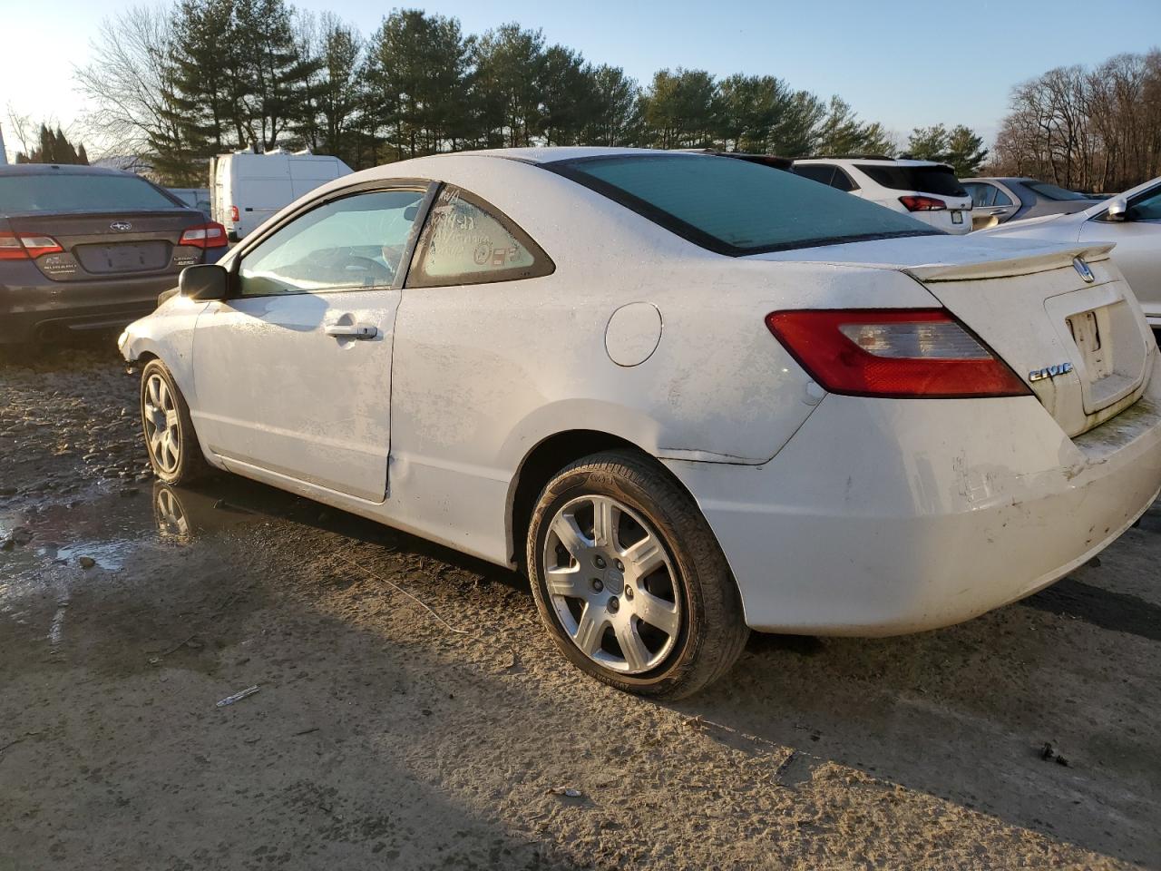 Изображение 2 2010 HONDA CIVIC LX 2010 с VIN 2HGFG1B68AH520281