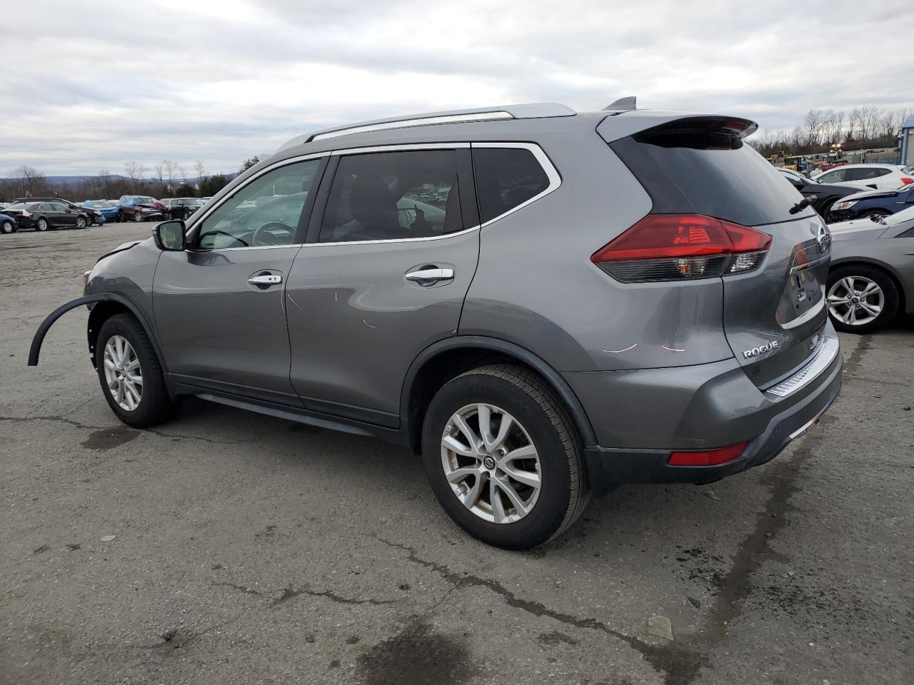 Изображение 2 2018 NISSAN ROGUE S 2018 с VIN KNMAT2MV6JP602634