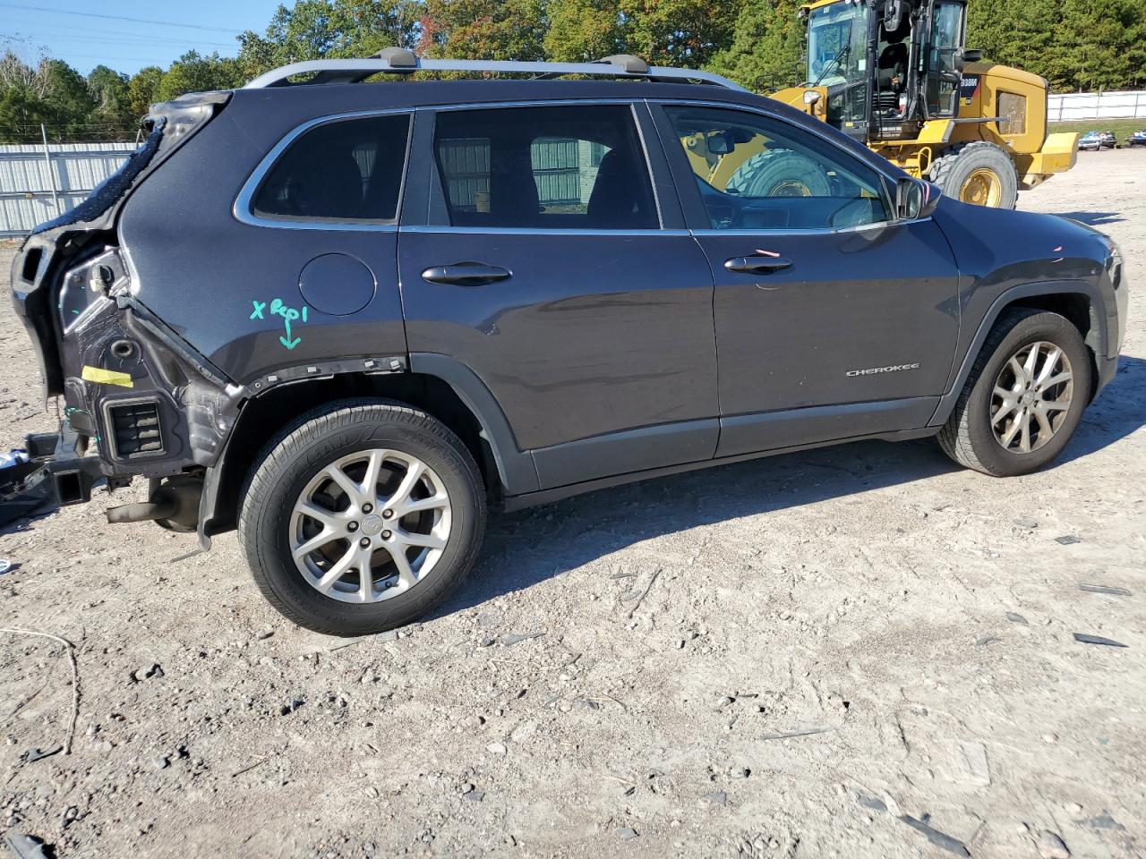 Image 3 of 2015 JEEP CHEROKEE LATITUDE 2015 with VIN 1C4PJMCS0FW789241