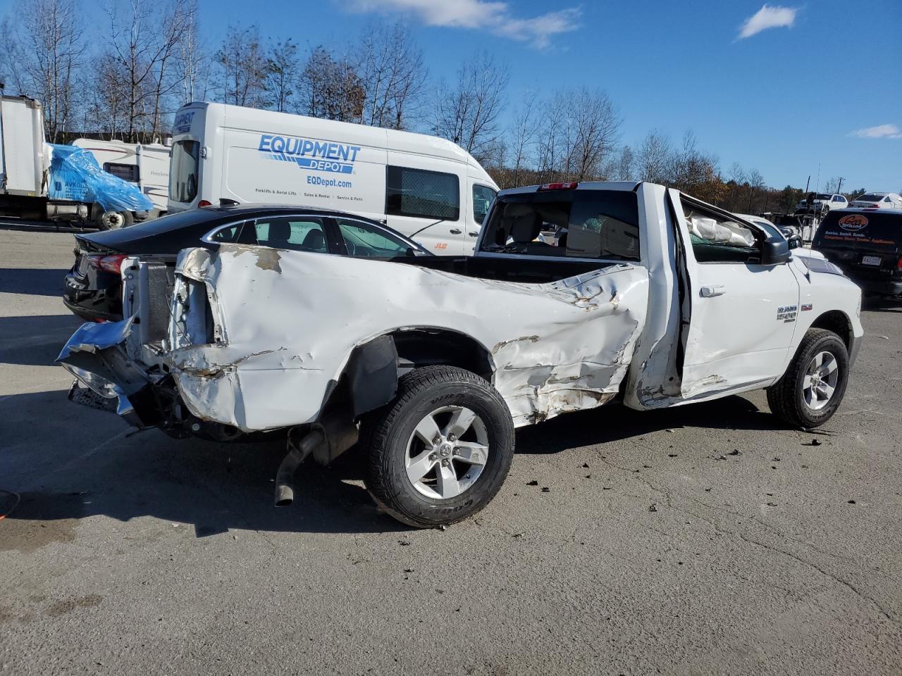Obraz 3 z 2019 RAM 1500 CLASSIC SLT 2019 z VIN 3C6JR7ET6KG669949