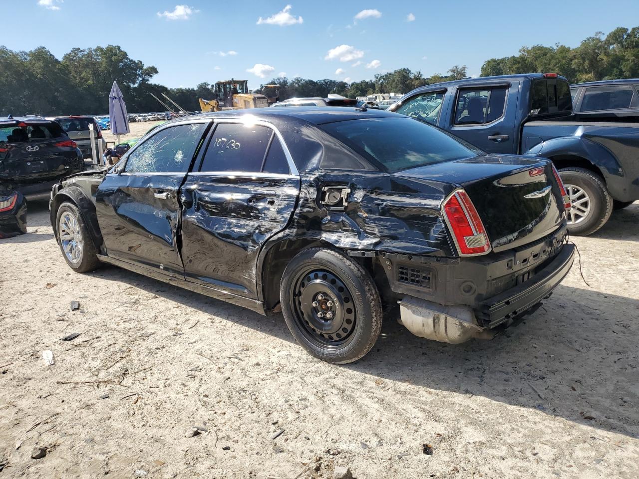 Изображение 2 2014 CHRYSLER 300C  2014 с VIN 2C3CCAEGXEH204991
