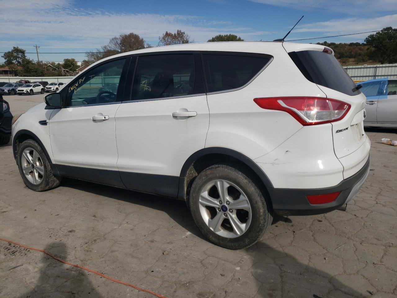 Image 2 of 2013 FORD ESCAPE SE 2013 with VIN 1FMCU0GX3DUC04385