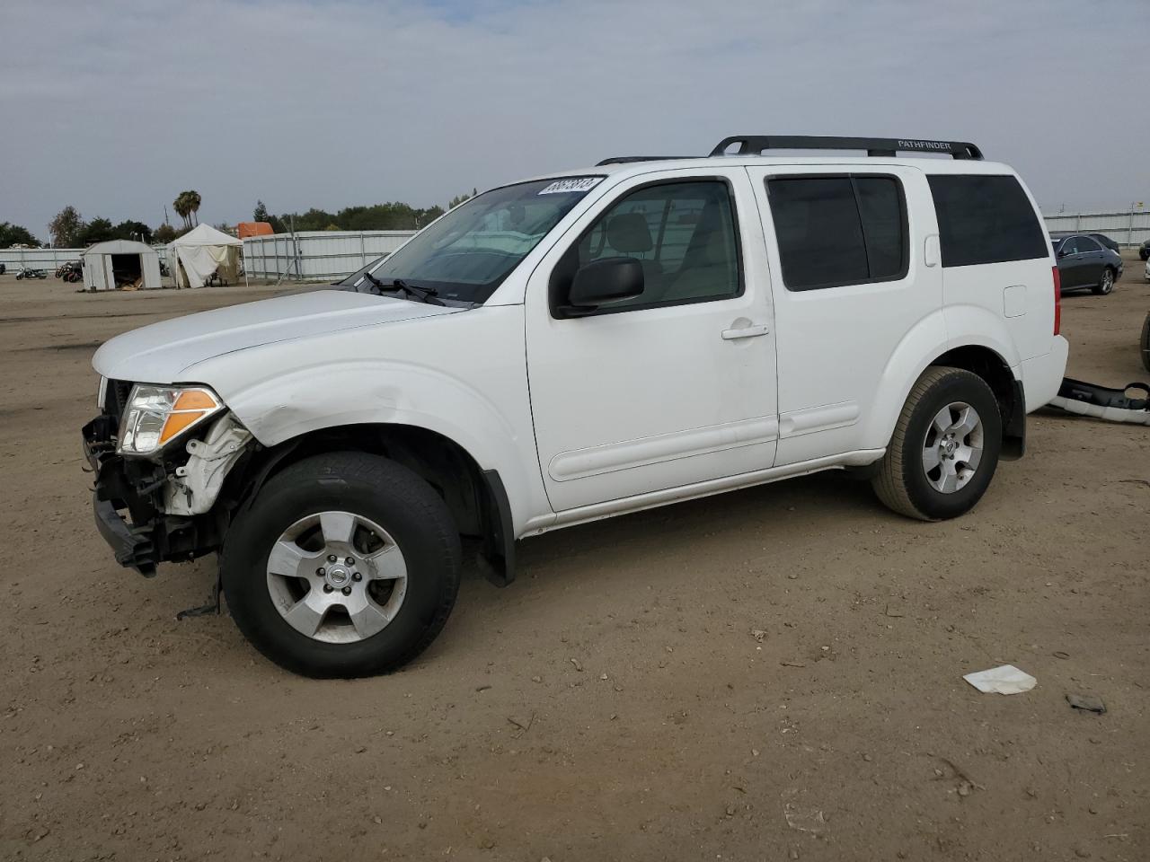 Obraz 1 z 2006 NISSAN PATHFINDER LE 2006 z VIN 5N1AR18U96C604916
