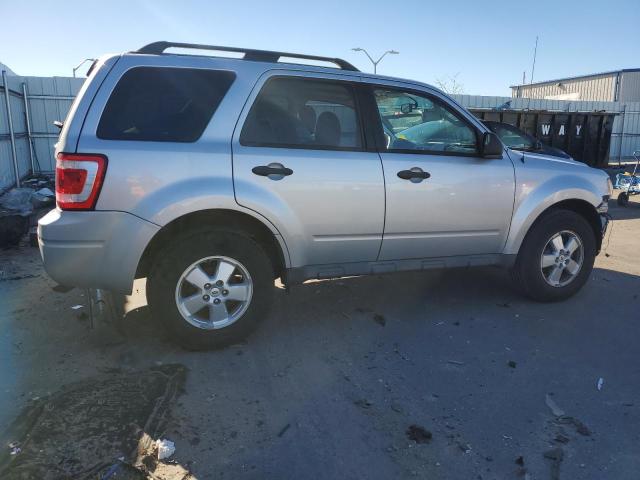 Obraz 3 z 2010 FORD ESCAPE XLT 2010 z VIN 1FMCU0DG9AKC63453