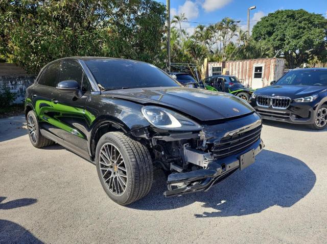 2021 PORSCHE CAYENNE  2021 image
