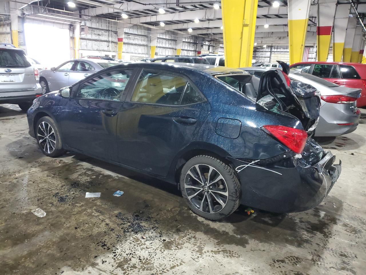 Image 2 of 2019 TOYOTA COROLLA L 2019 with VIN 2T1BURHE4KC126128