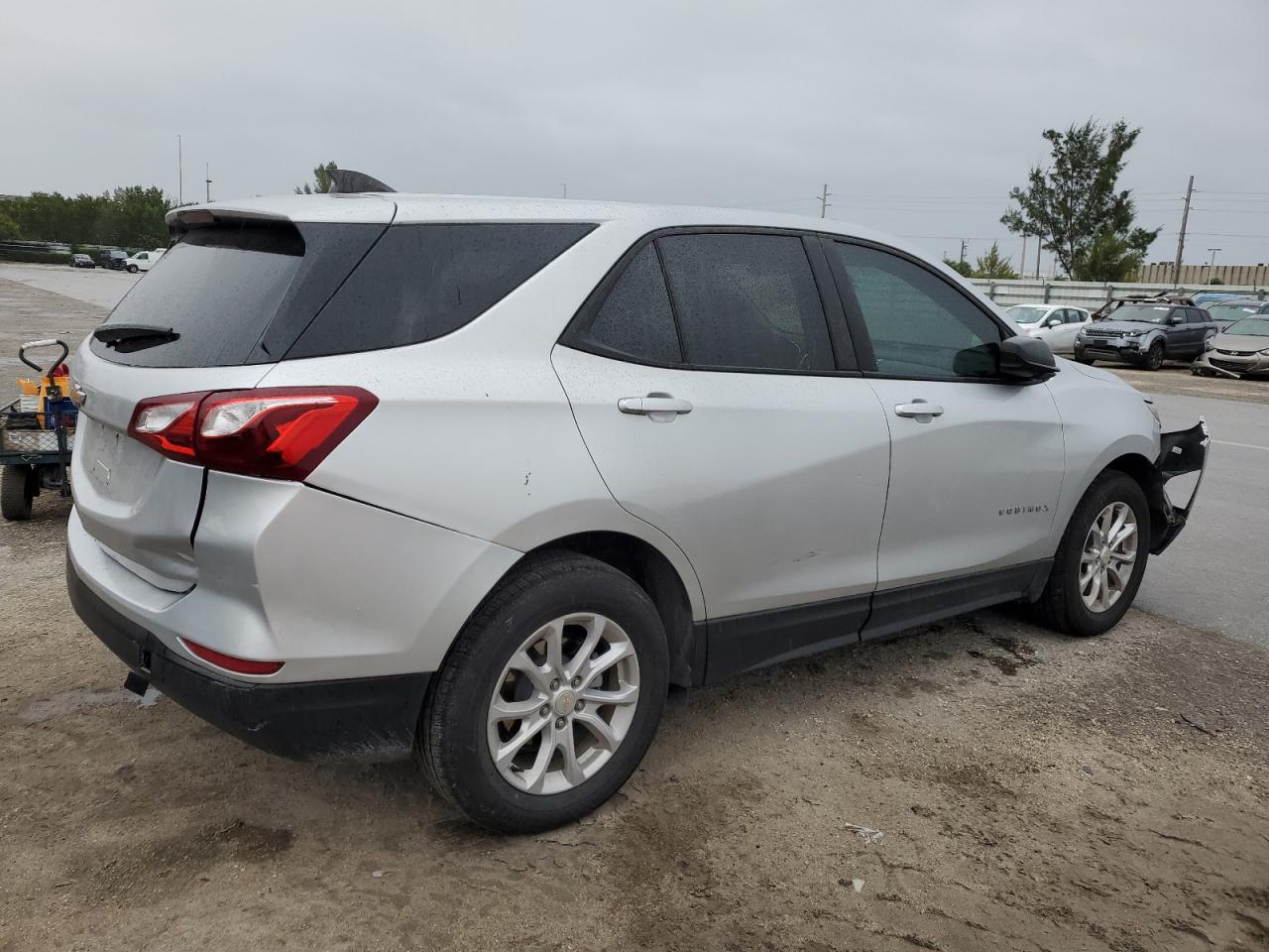 Image 3 of 2020 CHEVROLET EQUINOX LS 2020 with VIN 3GNAXHEV5LS594964