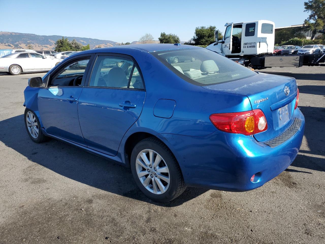 Изображение 2 2009 TOYOTA COROLLA BASE 2009 с VIN 1NXBU40E39Z034385