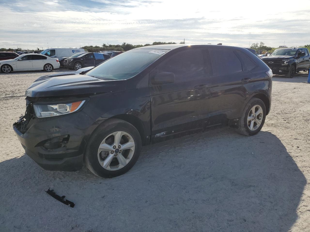 Image 1 of 2015 FORD EDGE SE 2015 with VIN 2FMTK3G95FBC42587