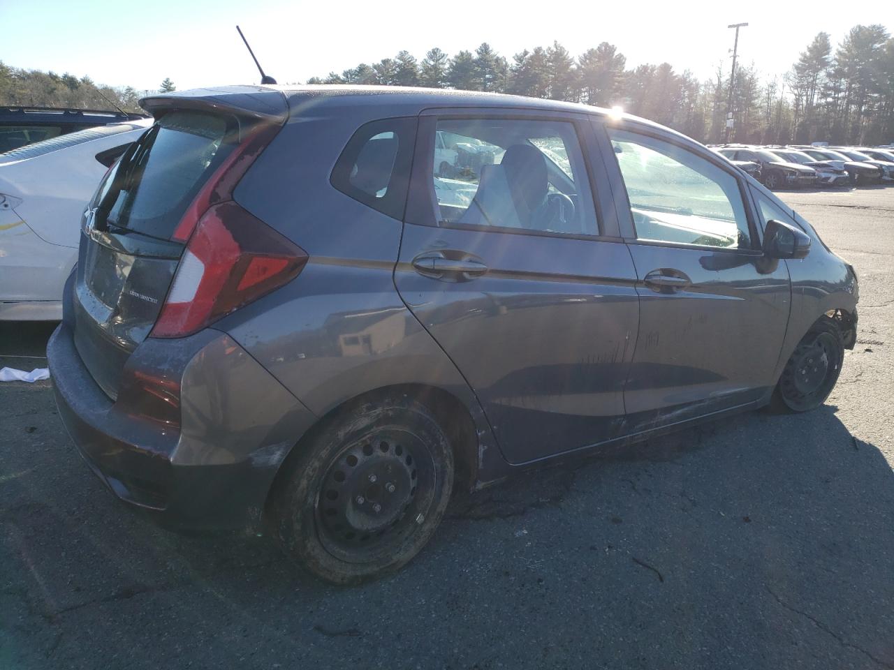 Image 3 of 2018 HONDA FIT LX 2018 with VIN 3HGGK5H43JM727307
