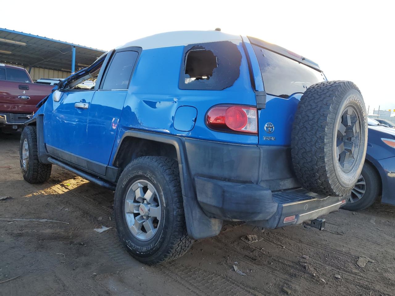 Изображение 2 2007 TOYOTA FJ CRUISER  2007 с VIN JTEBU11F370027852