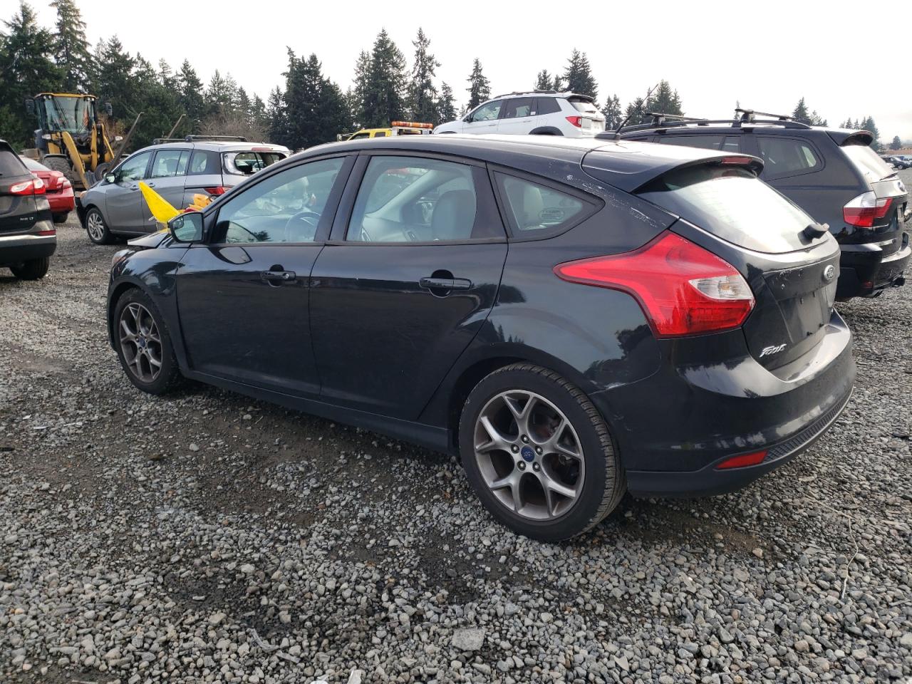 Image 2 of 2014 FORD FOCUS SE 2014 with VIN 1FADP3K24EL327672