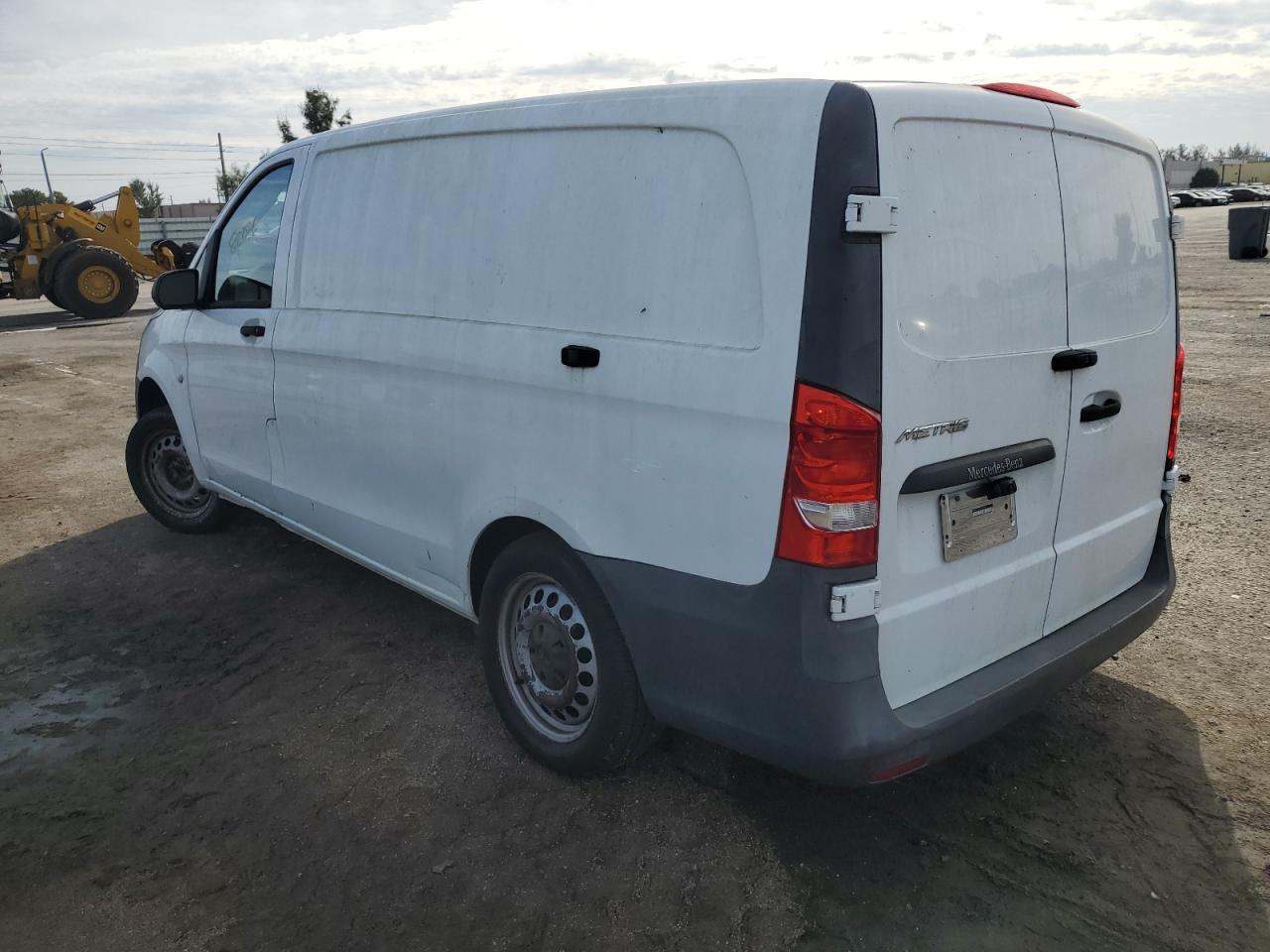 Image 2 of 2016 MERCEDES-BENZ METRIS  2016 with VIN WD3PG2EA7G3121960