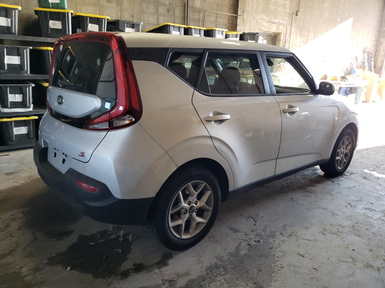 Изображение 3 2020 KIA SOUL LX 2020 с VIN KNDJ23AU9L7039487