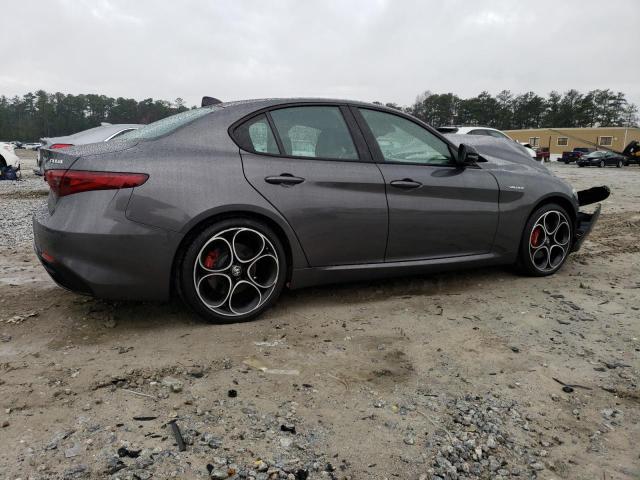 Image 3 of 2022 ALFA ROMEO GIULIA SUPER 2022 with VIN ZARFAMBN4N7664068