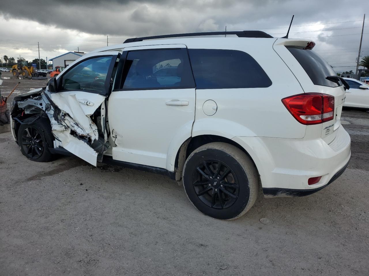Image 2 of 2019 DODGE JOURNEY SE 2019 with VIN 3C4PDCBB9KT867020