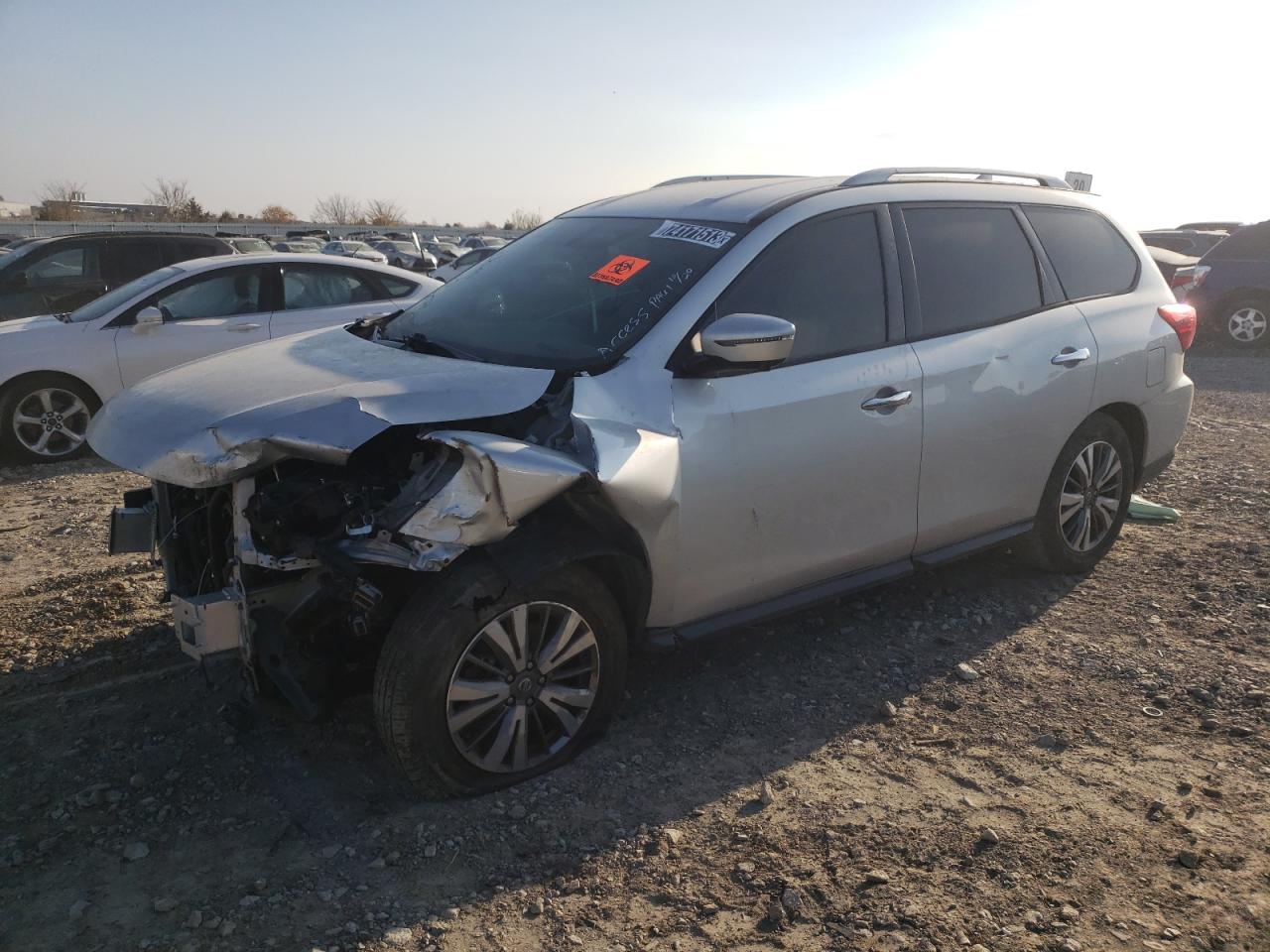 Image 1 of 2019 NISSAN PATHFINDER S 2019 with VIN 5N1DR2MNXKC605777