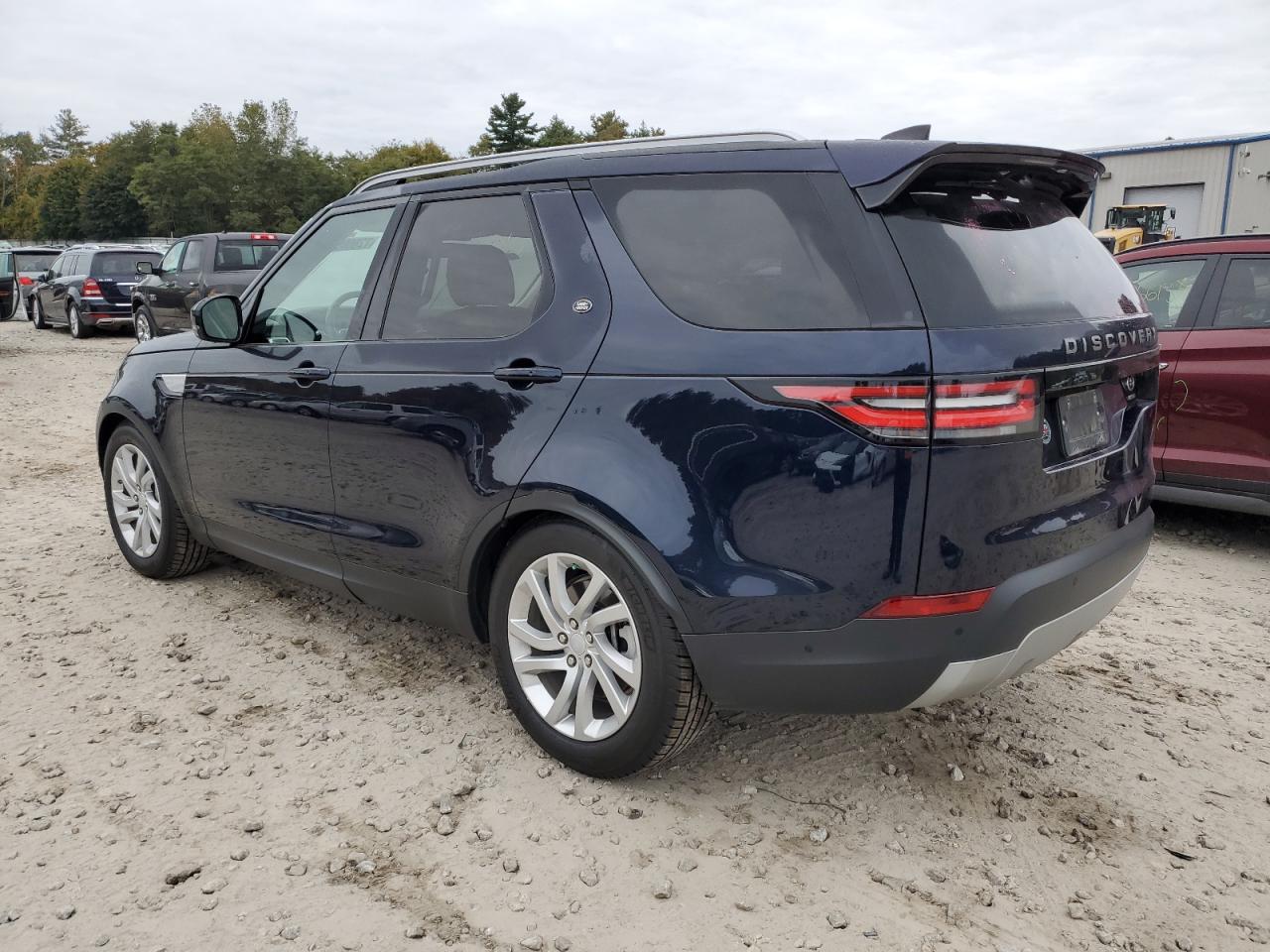 Obraz 2 z 2020 LAND ROVER DISCOVERY HSE 2020 z VIN SALRR2RV9L2439075