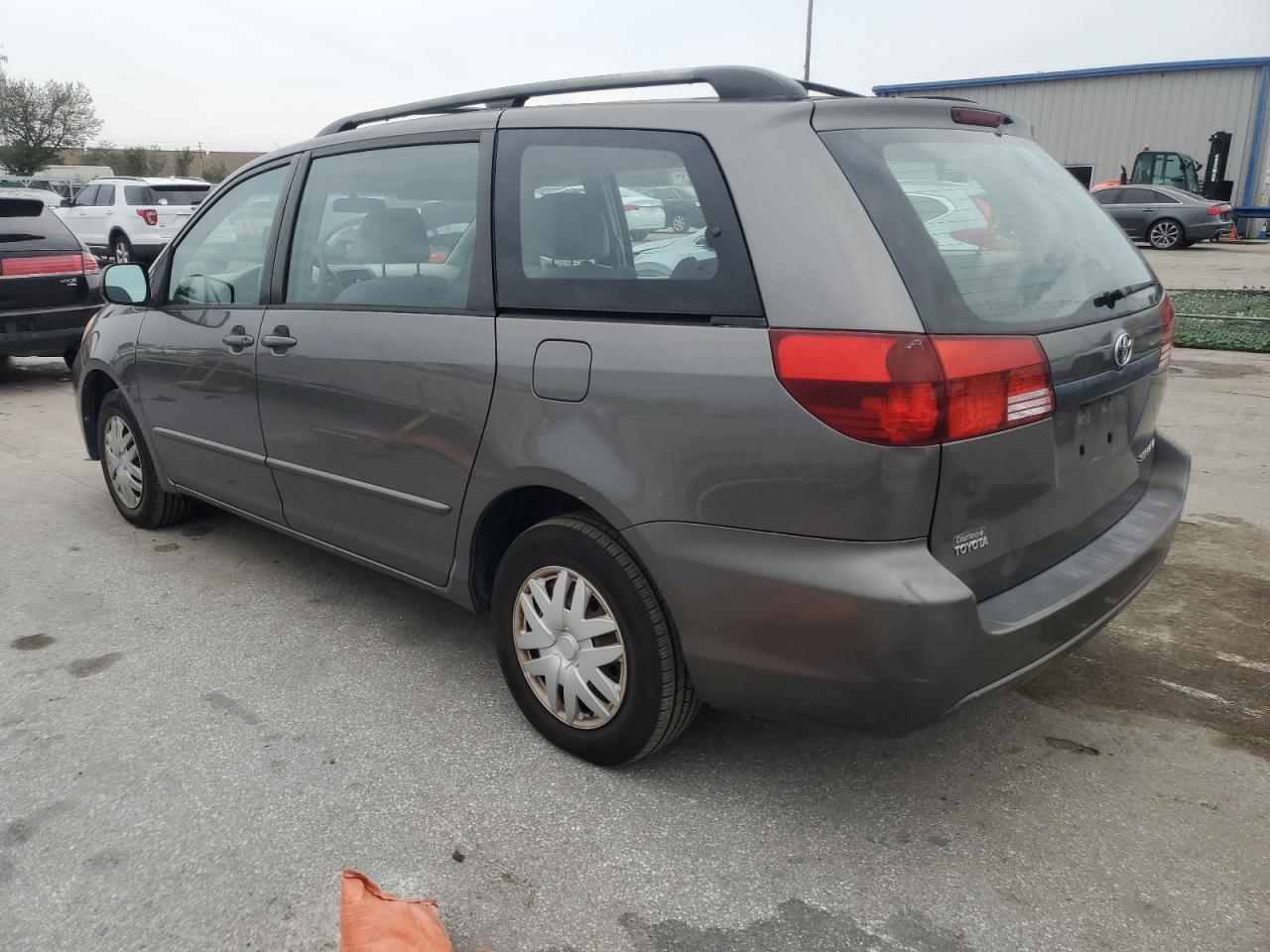 Obraz 2 z 2005 TOYOTA SIENNA CE 2005 z VIN 5TDZA23CX5S349239