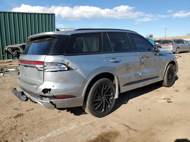 Obraz 3 z 2023 LINCOLN AVIATOR RESERVE 2023 z VIN 5LM5J7XC3PGL04851