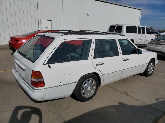 Obraz 3 z 1995 MERCEDES-BENZ E 320 1995 z VIN WDBEA92E2SF296279