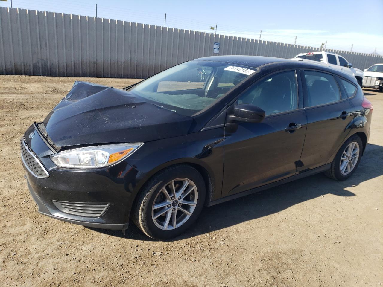 Image 1 of 2018 FORD FOCUS SE 2018 with VIN 1FADP3K23JL304006