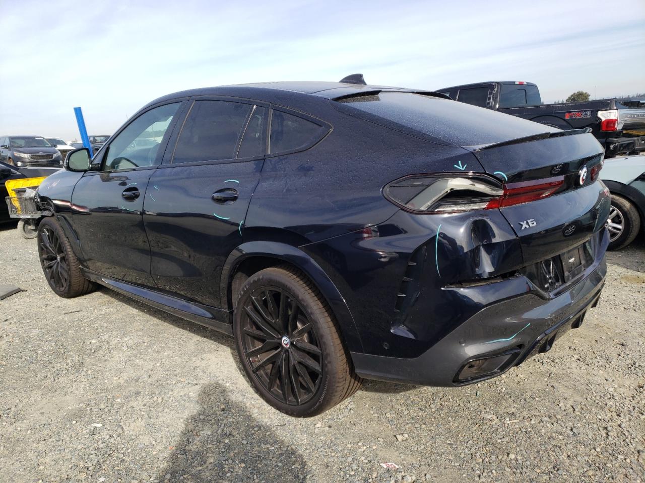 Изображение 2 2022 BMW X6 M50I 2022 с VIN 5UXCY8C09N9N23826