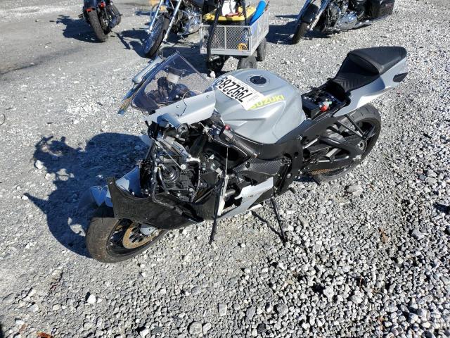 Image 2 of 2022 SUZUKI GSX-R600  2022 with VIN JS1GN7FA3N7100935