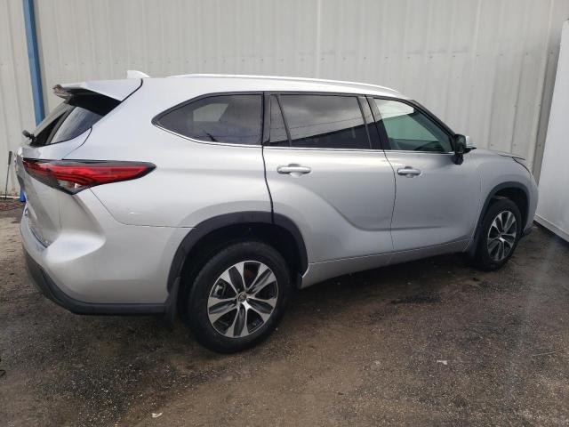 Изображение 3 2021 TOYOTA HIGHLANDER XLE 2021 с VIN 5TDGZRBH9MS549131